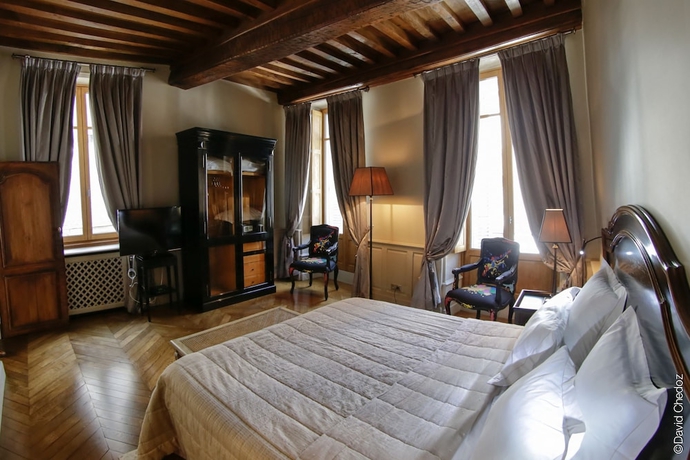 Imagen de la habitación del Hotel La Cour Berbisey. Foto 11