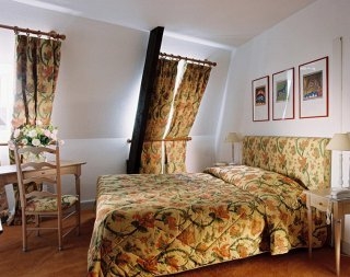 Imagen de la habitación del Hotel La Cour du Roy. Foto 5