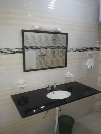 Imagen de la habitación del Hotel La Couronne RW and Suites. Foto 6
