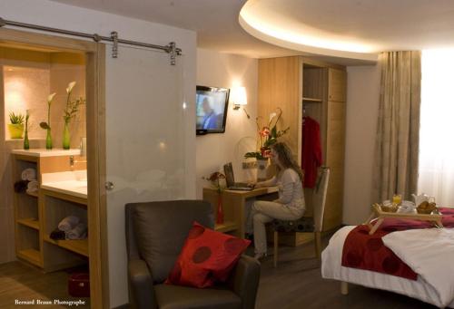 Imagen de la habitación del Hotel La Couronne &agrave; Wissembourg. Foto 7