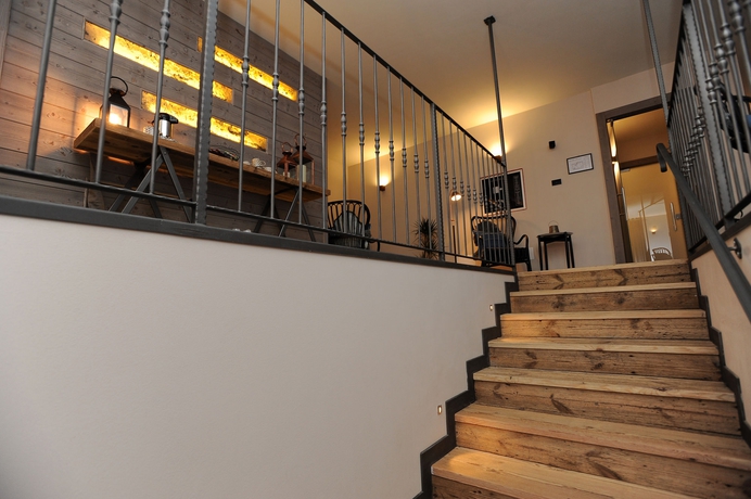 Imagen de los interiores del Hotel La Cresta Chalet. Foto 16