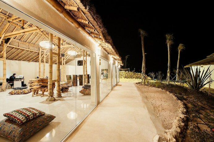 Imagen general del Hotel La Crique. Foto 2