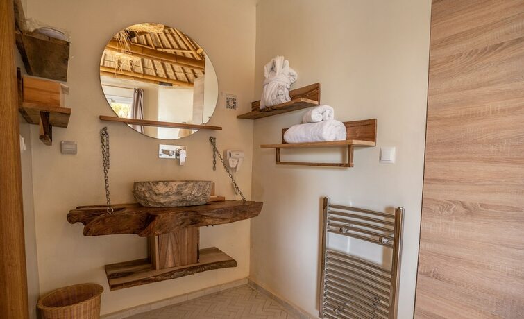 Imagen general del Hotel La Crique. Foto 5