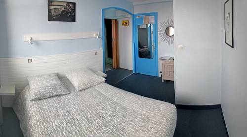 Imagen de la habitación del Hotel La Croisette. Foto 13