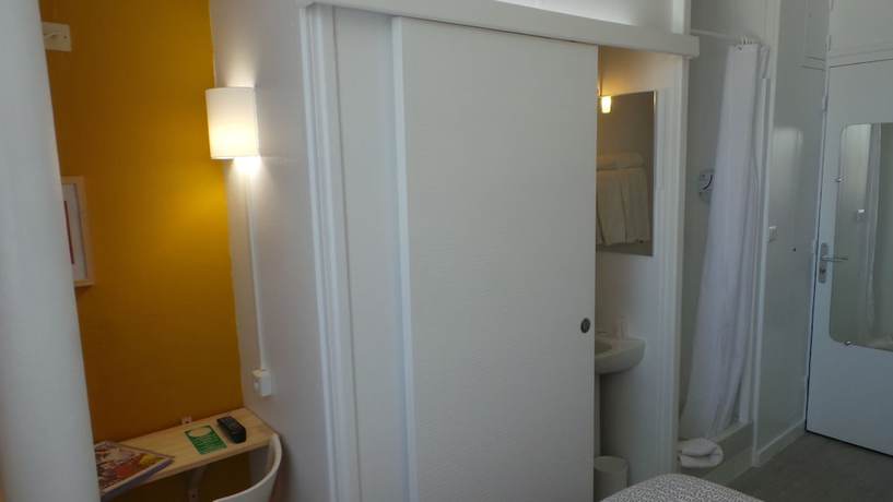 Imagen de la habitación del Hotel La Croisette and Restaurant Bistrot Gantier. Foto 6
