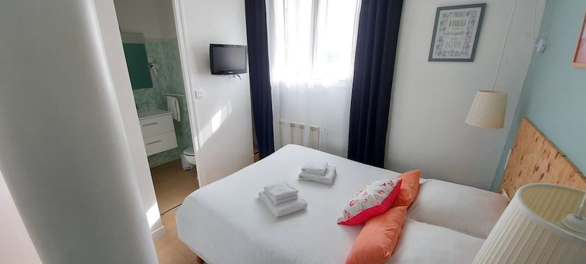 Imagen de la habitación del Hotel La Croisette and Restaurant Bistrot Gantier. Foto 10