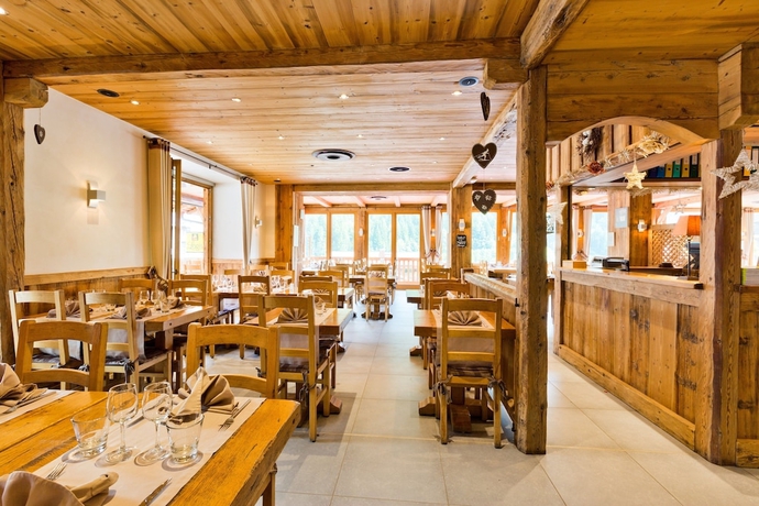 Imagen de los interiores del Hotel La Croix Saint Maurice. Foto 18
