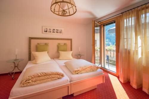 Imagen de la habitación del Hotel La Cruna. Foto 10