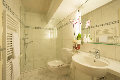 Imagen de la habitación del Hotel La Cruna. Foto 16