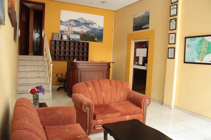 Imagen de los interiores del Hotel La Cuadra. Foto 18