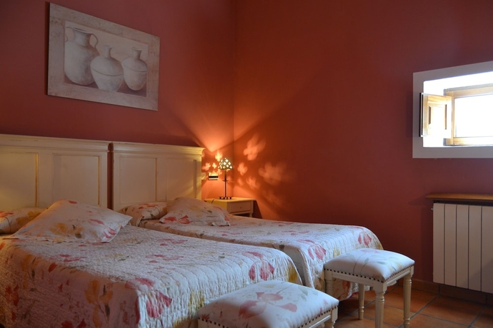 Imagen de la habitación del Hotel La Cuculla. Foto 2