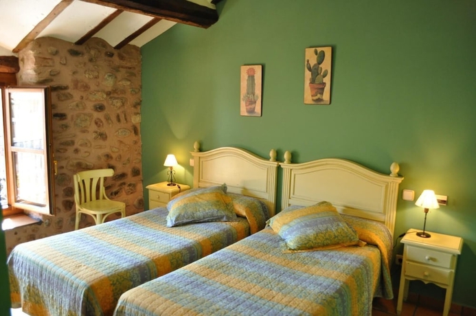 Imagen de la habitación del Hotel La Cuculla. Foto 13