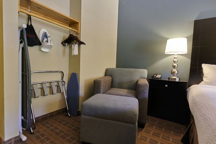 Imagen de la habitación del Hotel La Cuesta Inn. Foto 19