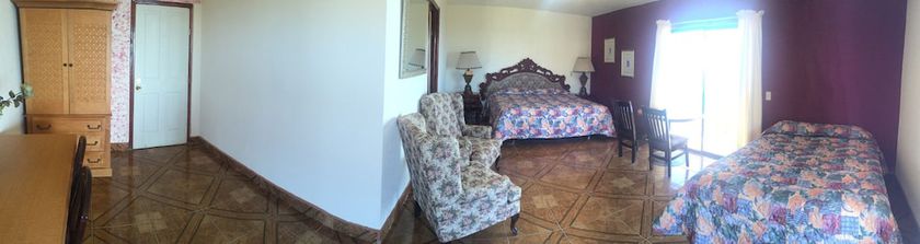 Imagen de la habitación del Hotel La Cueva Del Pirata. Foto 4