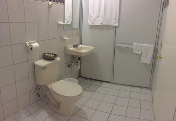 Imagen de la habitación del Hotel La Cueva Del Pirata. Foto 7