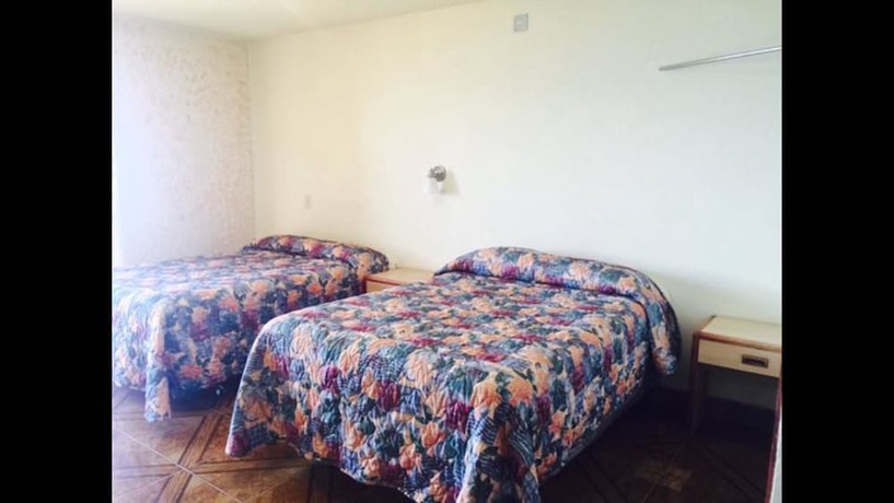 Imagen de la habitación del Hotel La Cueva Del Pirata. Foto 14