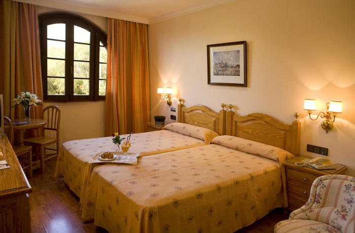 Imagen de la habitación del Hotel La Cueva Park. Foto 8