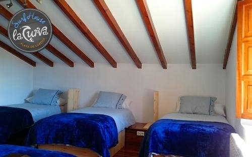 Imagen general del Hotel La Curva Surfhouse - Hostel. Foto 2