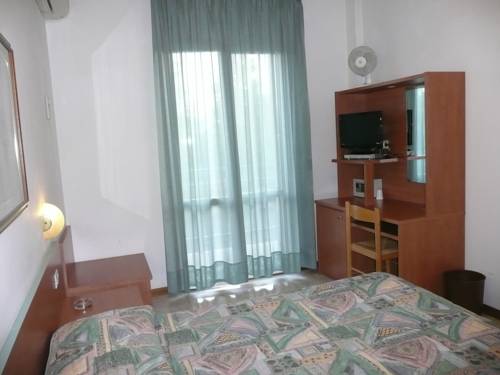 Imagen de la habitación del Hotel La Darsena, Passignano Sul Trasimeno. Foto 4