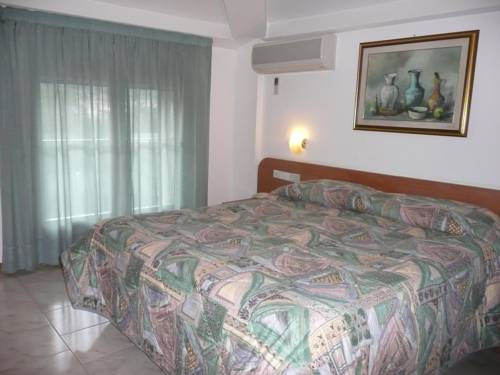 Imagen de la habitación del Hotel La Darsena, Passignano Sul Trasimeno. Foto 5