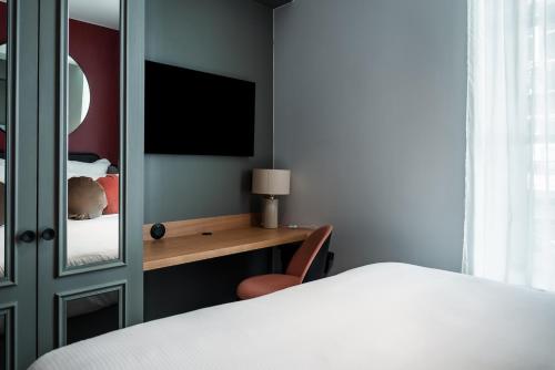 Imagen de la habitación del Hotel La D&eacute;pendance, Par&iacute;s Centro. Foto 19