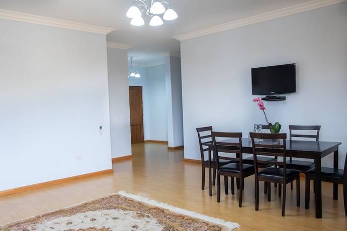 Imagen de la habitación del Hotel La Defense Yerevan. Foto 12