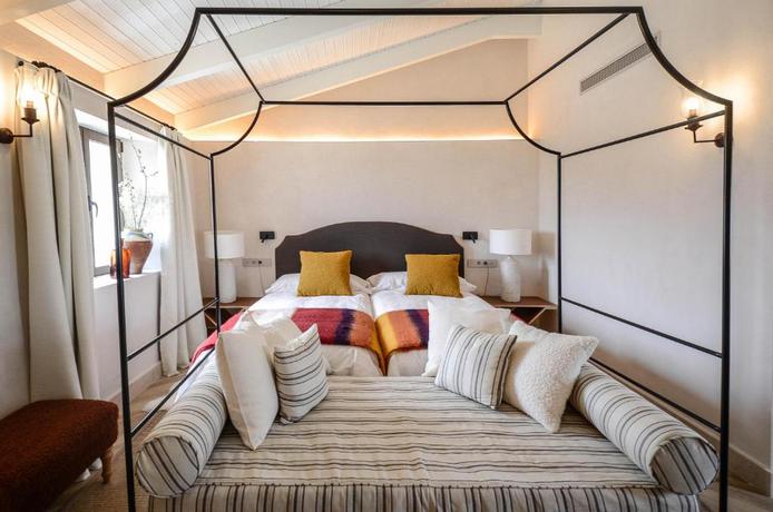 Imagen de la habitación del Hotel La Dehesa de Don Pedro. Foto 10