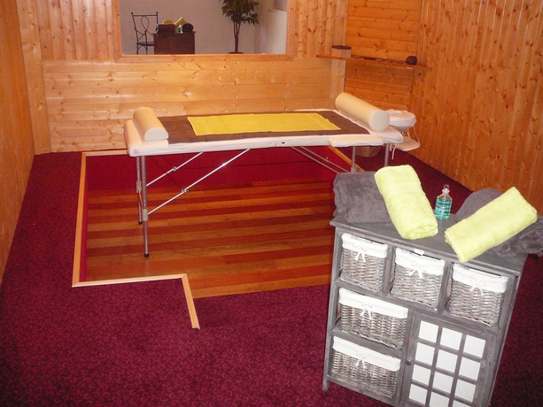Imagen de los interiores del Hotel La Demeure Des 2 Tr&eacute;sors. Foto 5