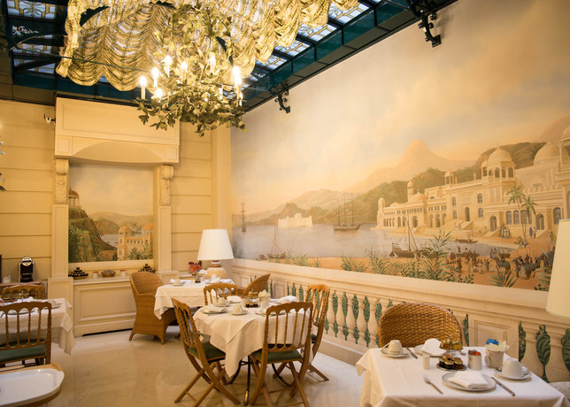 Imagen del bar/restaurante del Hotel La Demeure Montaigne. Foto 4