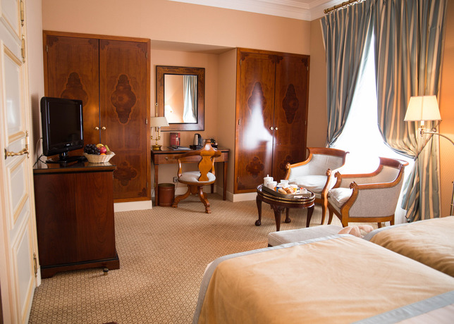 Imagen de la habitación del Hotel La Demeure Montaigne. Foto 12