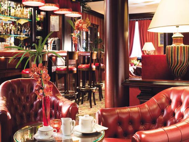 Imagen del bar/restaurante del Hotel La Demeure Montaigne. Foto 7