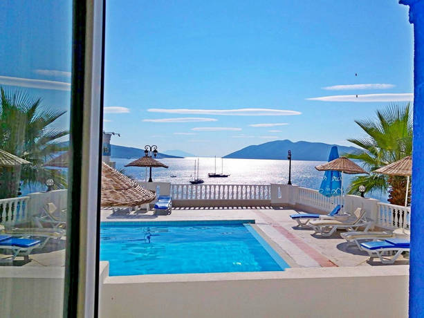 Imagen de la piscina del Hotel La Dolce. Foto 8
