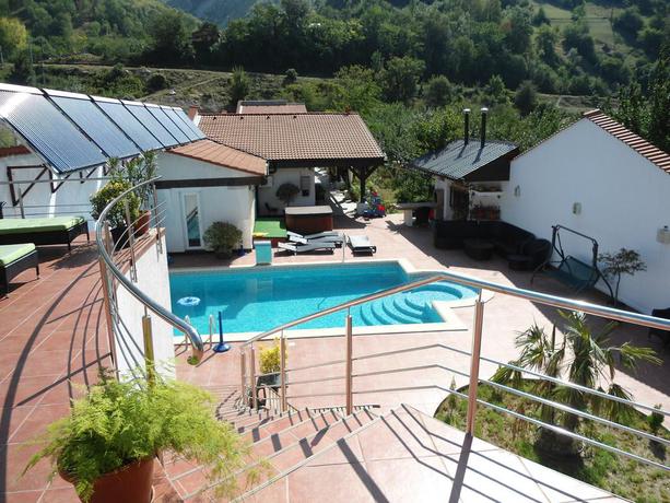 Imagen de la piscina del Hotel La Dolce Vita. Foto 11