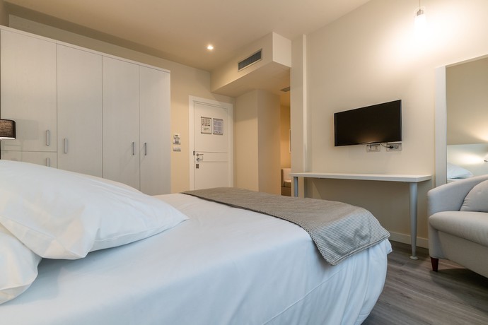 Imagen de la habitación del Hotel La Dolce Vita. Foto 16