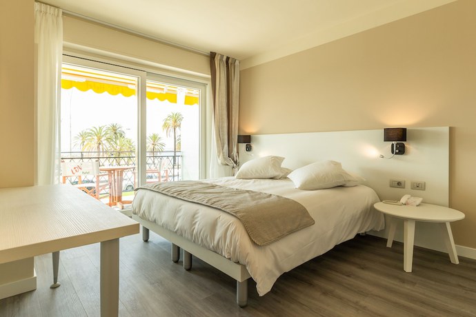 Imagen de la habitación del Hotel La Dolce Vita. Foto 17