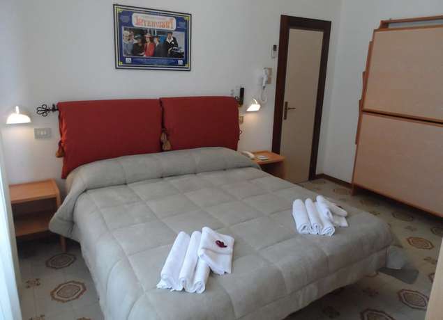Imagen de la habitación del Hotel La Dolce Vita, Rimini. Foto 2