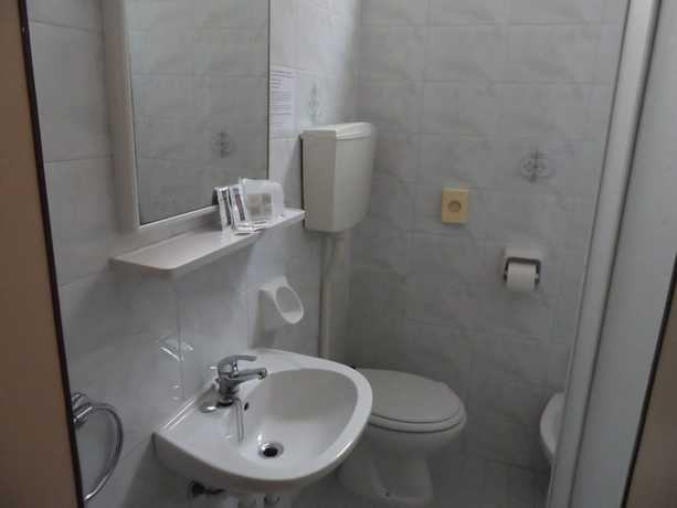 Imagen de la habitación del Hotel La Dolce Vita, Rimini. Foto 5