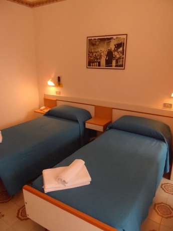 Imagen de la habitación del Hotel La Dolce Vita, Rimini. Foto 19