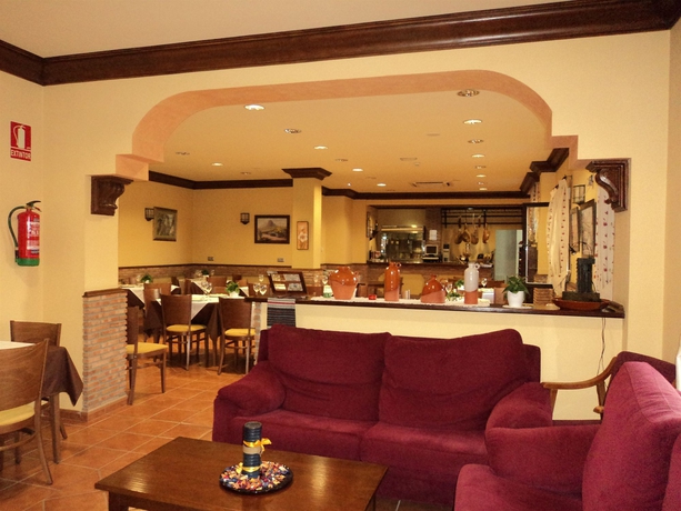 Imagen de los interiores del Hotel La Encina Centenaria. Foto 14