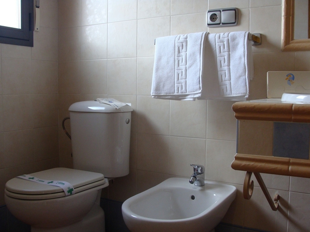 Imagen de la habitación del Hotel La Encina Centenaria. Foto 11