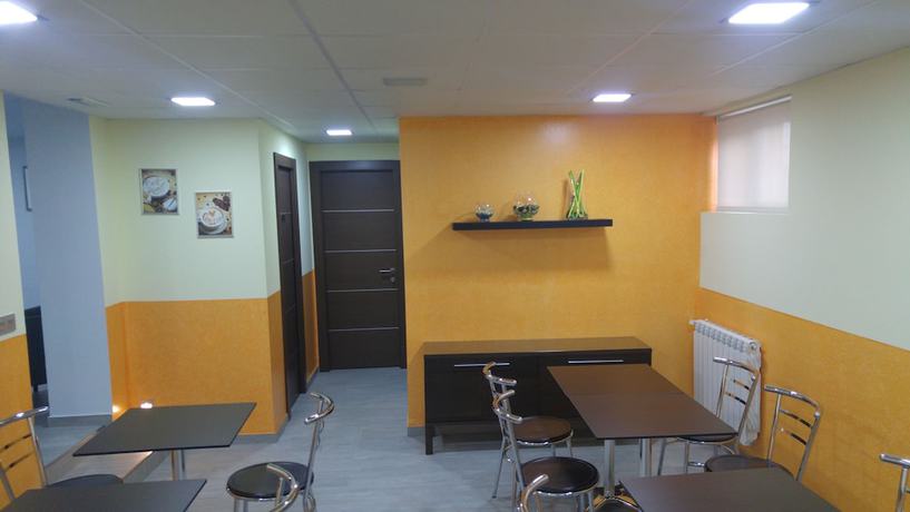 Imagen del bar/restaurante del Hotel La Encina. Foto 2