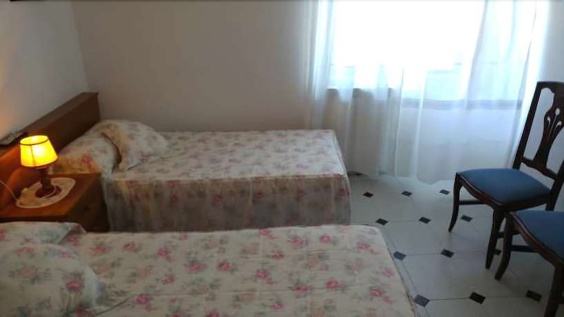 Imagen de los interiores del Hotel La Encina. Foto 15