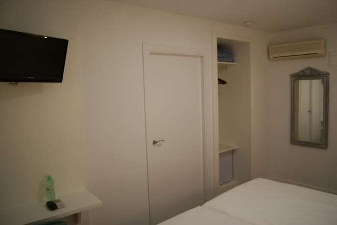 Imagen de la habitación del Hotel La Encomienda. Foto 3