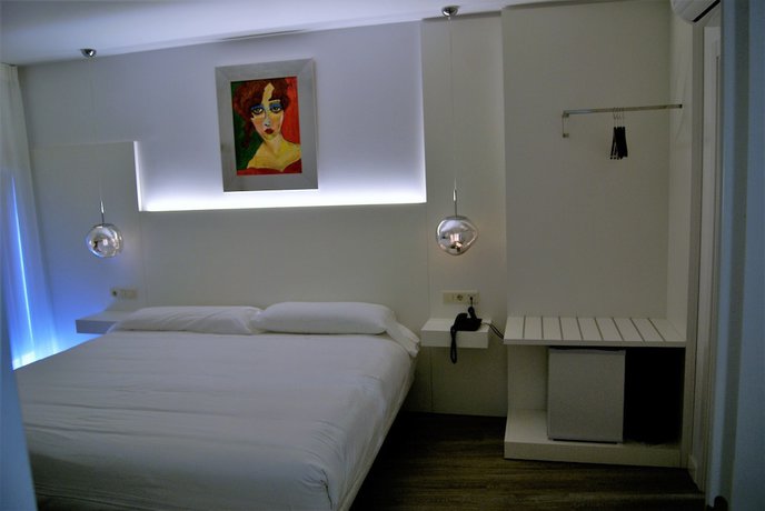 Imagen de la habitación del Hotel La Encomienda. Foto 4