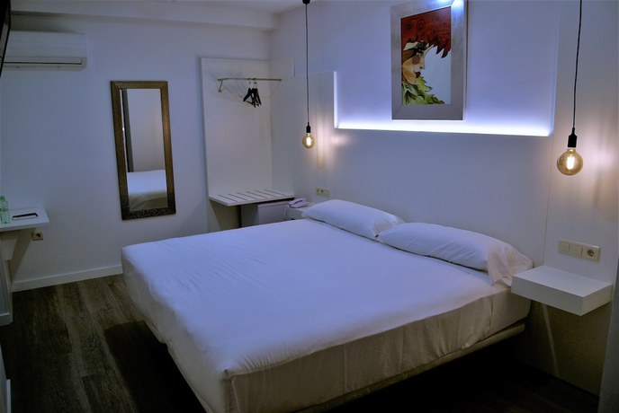 Imagen de la habitación del Hotel La Encomienda. Foto 6