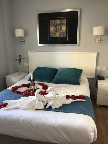 Imagen de la habitación del Hotel La Encomienda. Foto 7