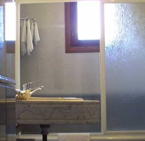 Imagen general del Hotel La Enrea. Foto 7