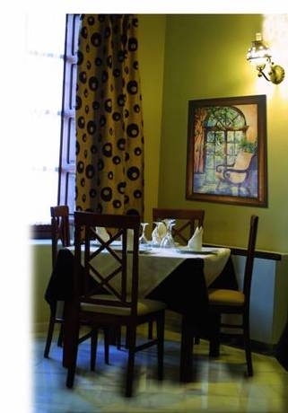 Imagen del bar/restaurante del Hotel La Enrea. Foto 15