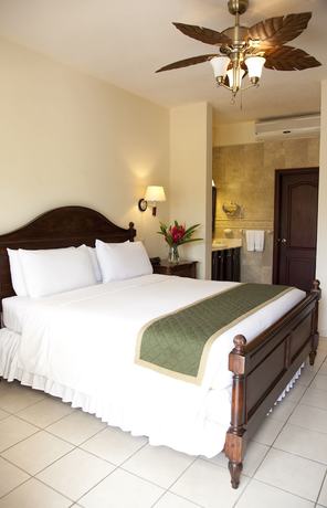 Imagen de la habitación del Hotel La Ensenada Beach Resort- All Inclusive. Foto 2