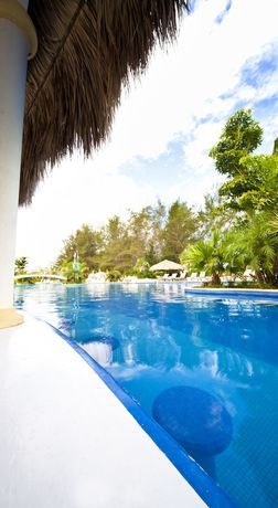 Imagen de la piscina del Hotel La Ensenada Beach Resort- All Inclusive. Foto 14
